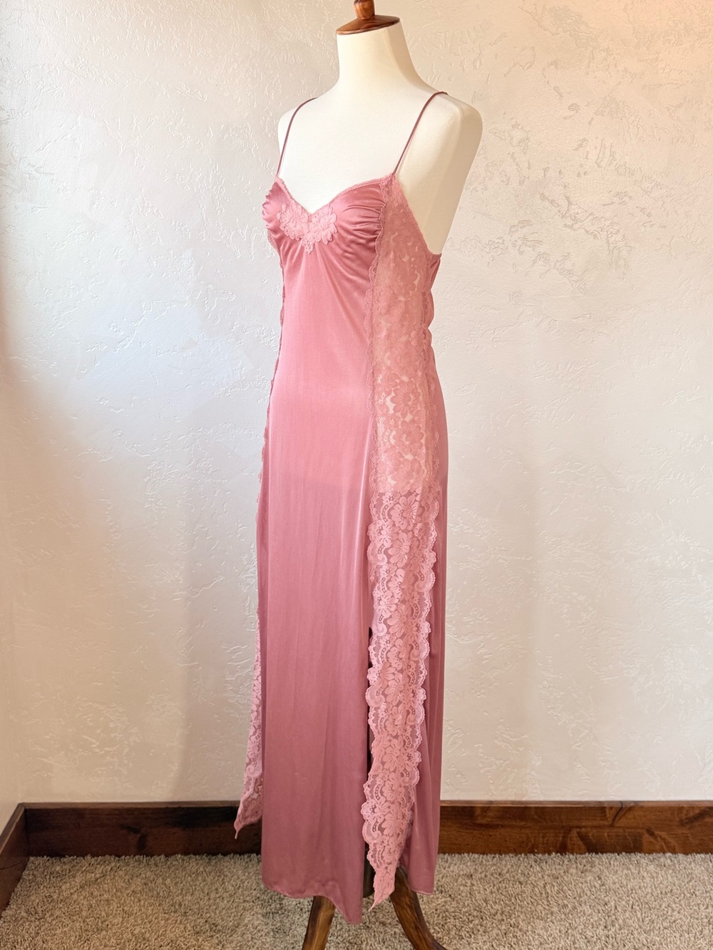 Vintage Kayser Dusty Rose Lace Nightgown Maxi Slip Dress Made in USA Small